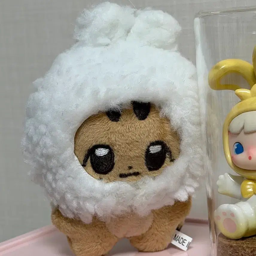 [SOLD OUT] 세븐틴 윤정한 쫑람지 8cm인형 + 전체특전 + 인형모자 + 포토카드 등