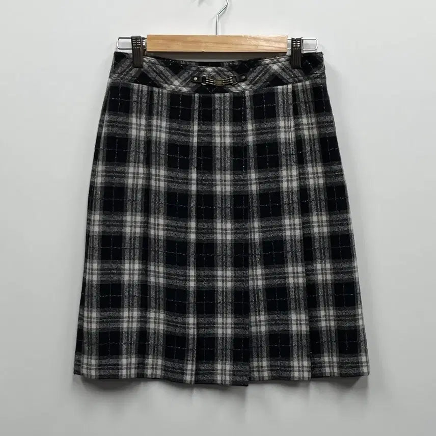 [BUNJANG] Hazzys Check Midi Skirt / 헤지스 체크 스커트
