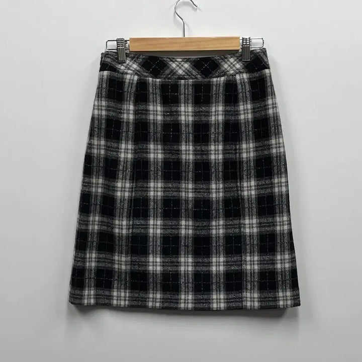 [BUNJANG] Hazzys Check Midi Skirt / 헤지스 체크 스커트