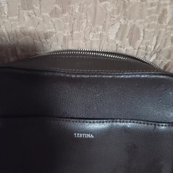 [BUNJANG] Jestina Leather Brown Crossbody Bag / Jestina 레더 브라운 크로스백