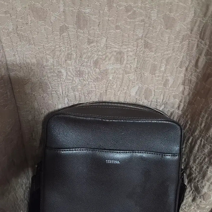 [BUNJANG] Jestina Leather Brown Crossbody Bag / Jestina 레더 브라운 크로스백