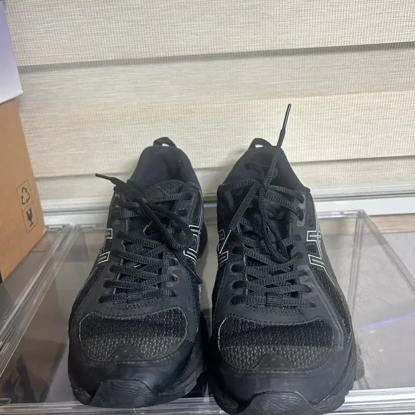 [BUNJANG] ASICS x Kiko Gel-Buz1 Black Sneakers / (260) 아식스x키코 젤버즈1 블랙