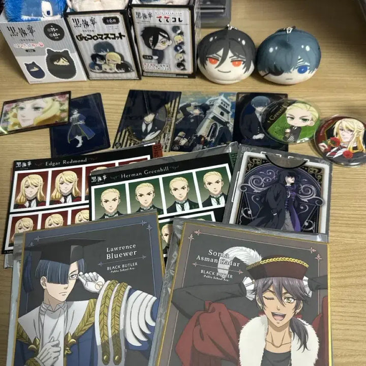 [BUNJANG] Black Butler Merchandise / 흑집사 굿즈 팔아요(사진에 있는거 일괄)(덤 엄청 많이 드려요)