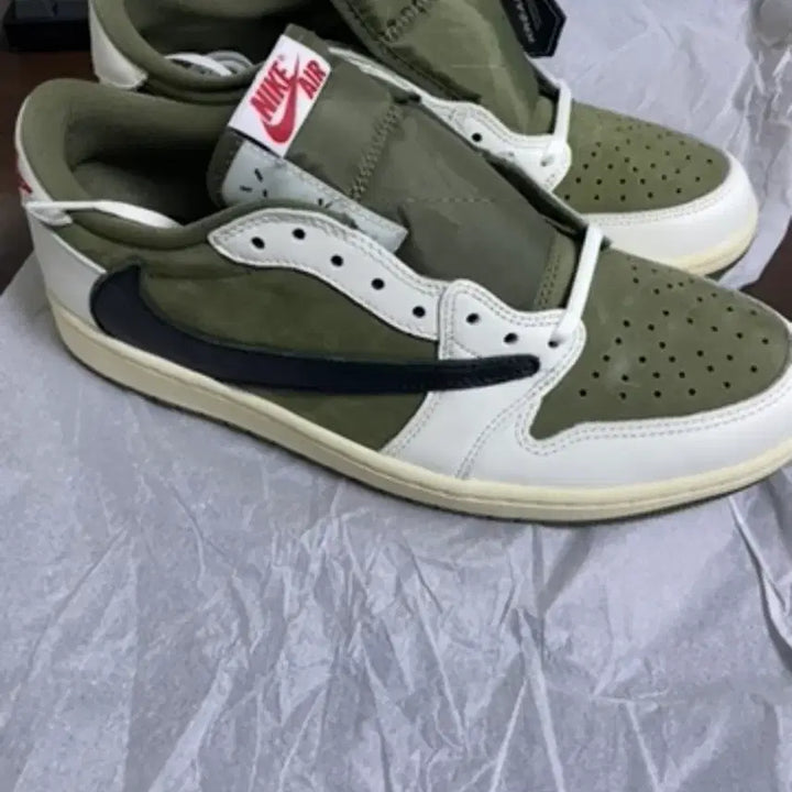 [BUNJANG] Nike Travis Scott Jordan 1 Retro Low OG SP Reverse Olive 280 / 조던1 x트래비스 스캇 레트로 로우 OG SP 리버스 올리브 280