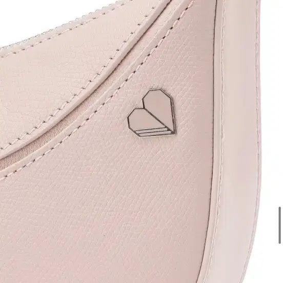 [BUNJANG] Jill Stuart New York Pink Heart Hobo Bag / 질스튜어트 뉴욕 핑크 하트 메탈 호보백