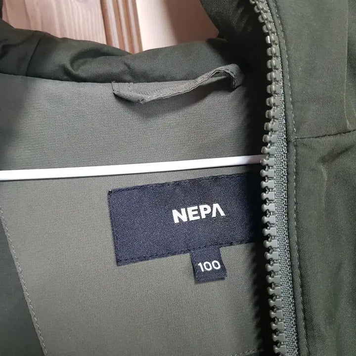 [BUNJANG] Nepa Gore-Tex Lightweight Jacket / 100 / 네파 /고어텍스 랩 / 간절기 경량패딩/2-사