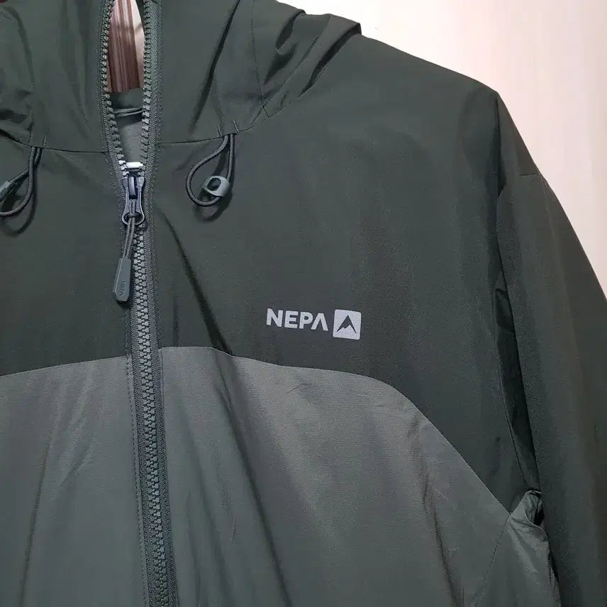 [BUNJANG] Nepa Gore-Tex Lightweight Jacket / 100 / 네파 /고어텍스 랩 / 간절기 경량패딩/2-사
