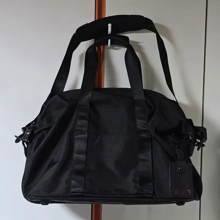 [BUNJANG] TUMI Limited Edition Soft Travel Satchel Duffel Bag / TUMI 한정판 소프트 트래블 사첼 더플백(여행용)