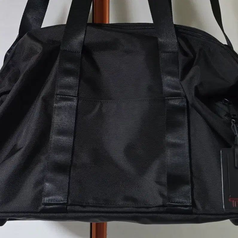[BUNJANG] TUMI Limited Edition Soft Travel Satchel Duffel Bag / TUMI 한정판 소프트 트래블 사첼 더플백(여행용)