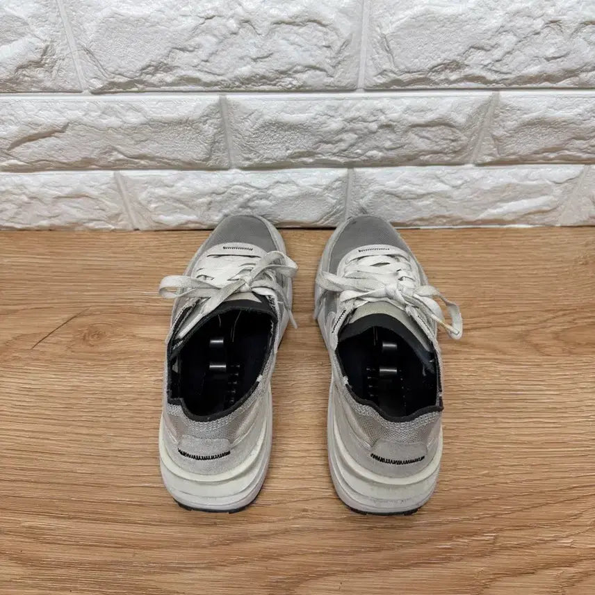 [BUNJANG] Nike Waffle One Sneakers / 나이키 와플 원 스니커즈 운동화 225mm