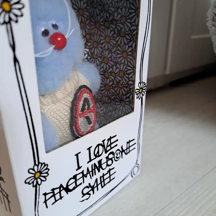 [BUNJANG] G-Dragon Jihee Collaboration Merch / 급처)지드래곤 굿즈 모남희 한정판 지희 양도!!!!!!!