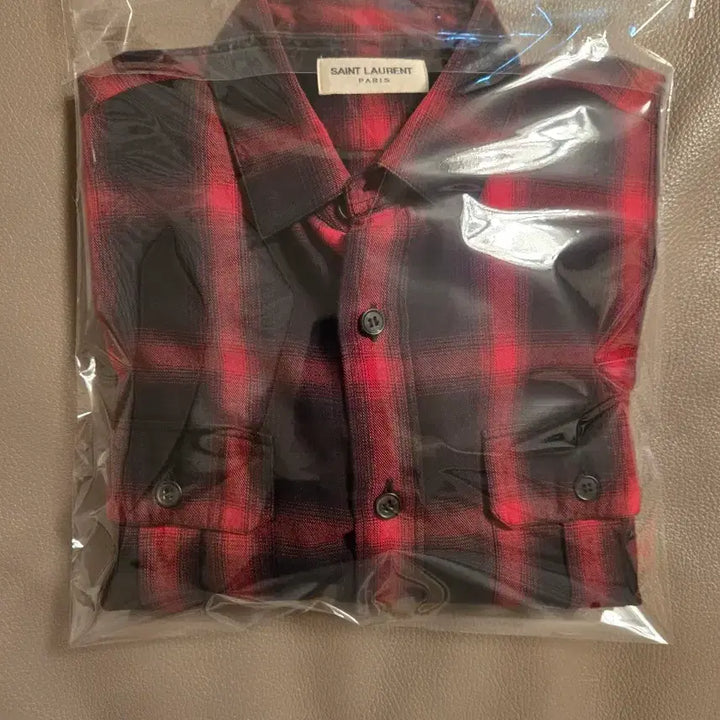 [BUNJANG] Saint Laurent Checkered Flannel Shirt / 생로랑의 체크 패턴 플란넬 셔츠