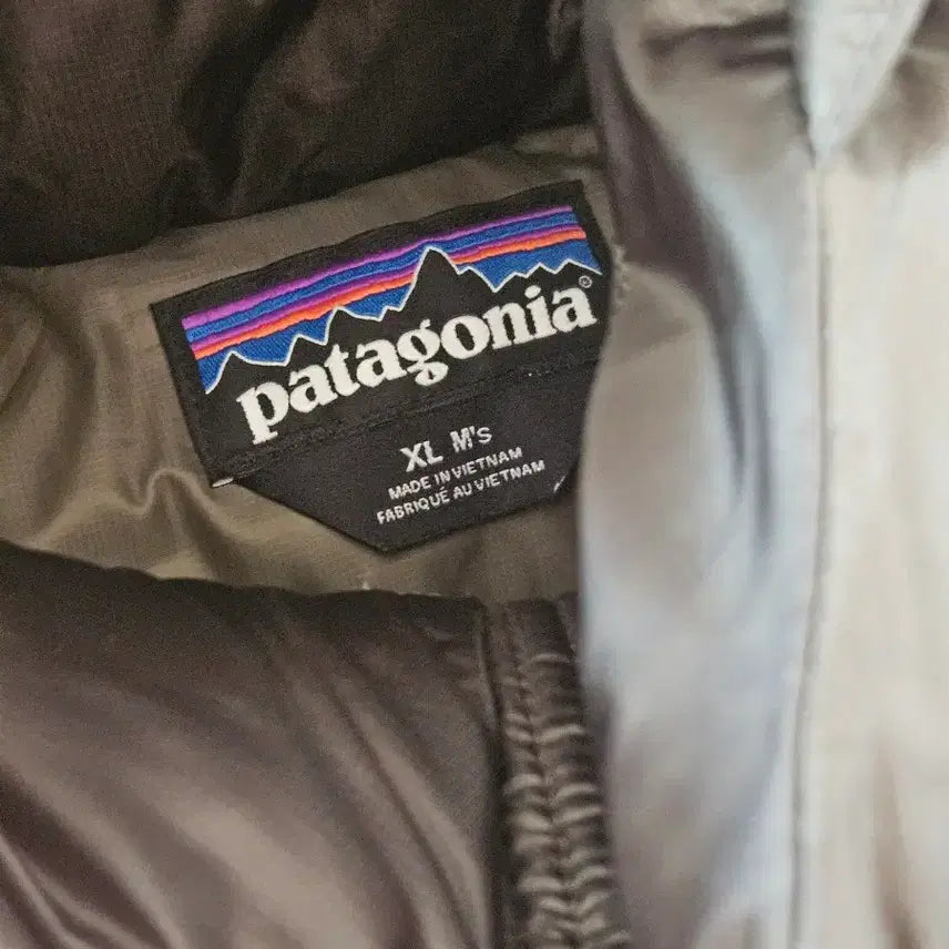 [BUNJANG] Patagonia Fitz Roy Down Padded Jacket Olive XL / 파타고니아 피츠로이 다운 패딩 올리브 xl
