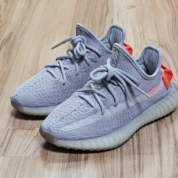 [BUNJANG] Adidas Yeezy Boost 350 V2 Tail Light / [정품] 아디다스 이지 부스트 350 V2 테일라이트 (225~230)