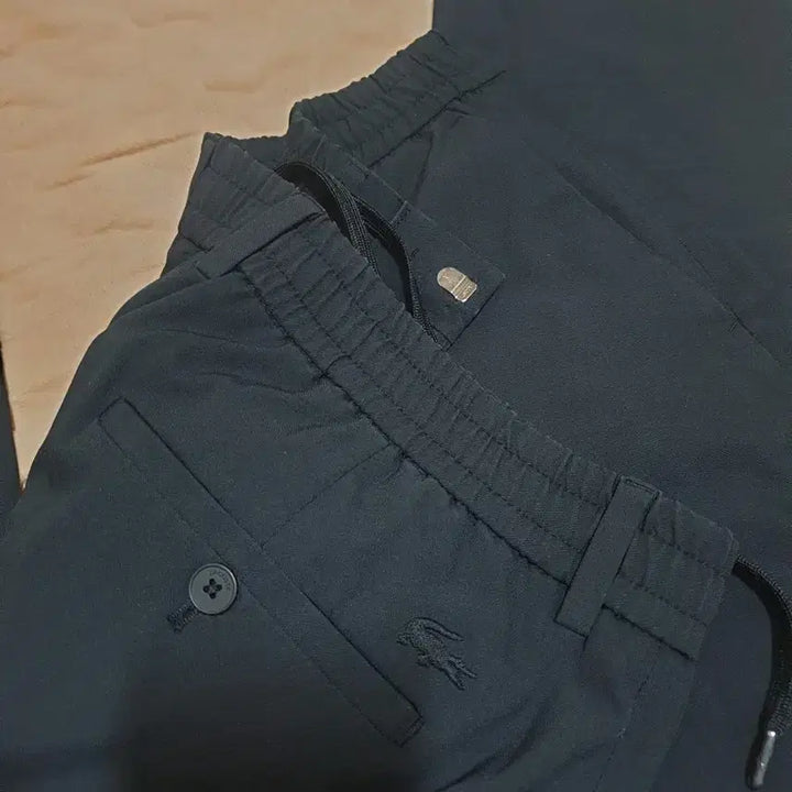 [BUNJANG] Lacoste Pants & Scarf / 라코스테 바지, 목도리