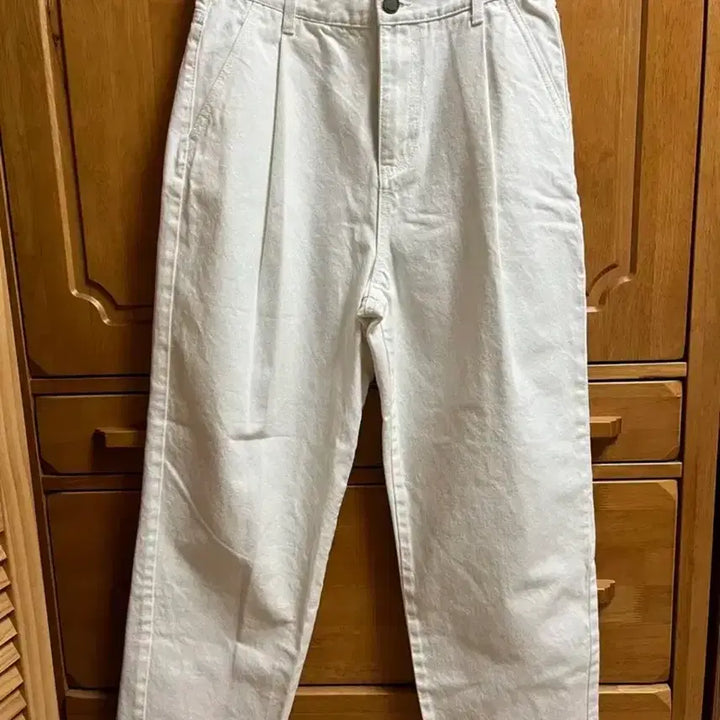 [BUNJANG] Ourdays Balloon Fit Denim Pants White / 아워데이즈 벌룬핏 데님 팬츠 화이트