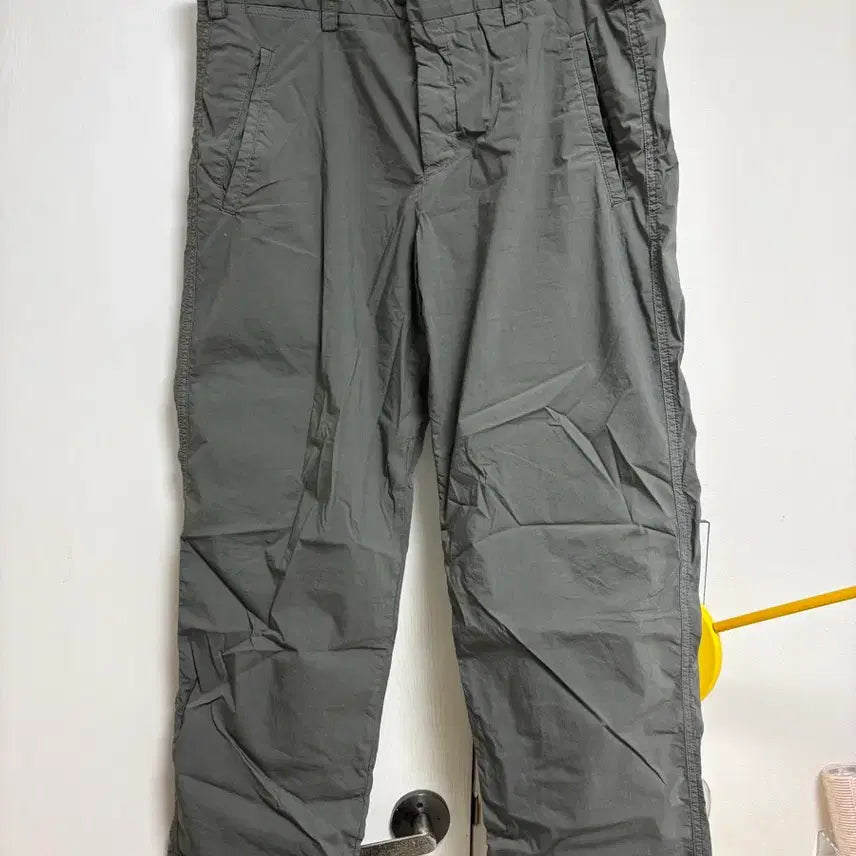 [BUNJANG] Pitoryno Khaki Pants Size 34 / 피티토리노 카키 팬츠(삼성물산 24년)