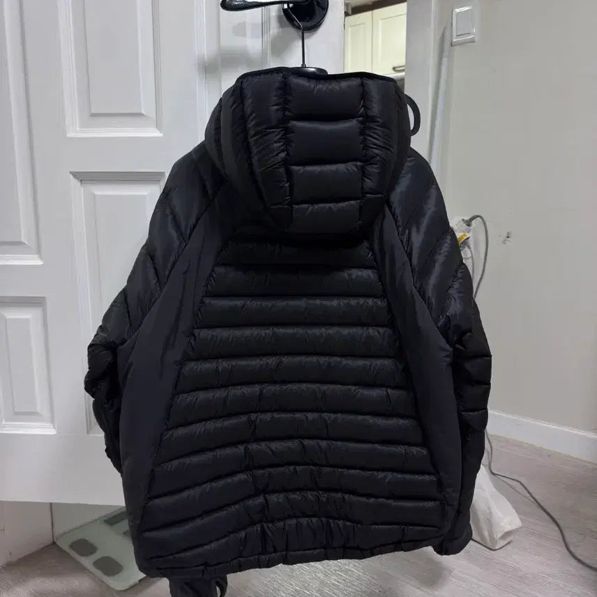 [BUNJANG] Sansan Gear 24FW Puffer Lightweight Down Jacket / 산산기어 24fw 푸퍼 경량패딩