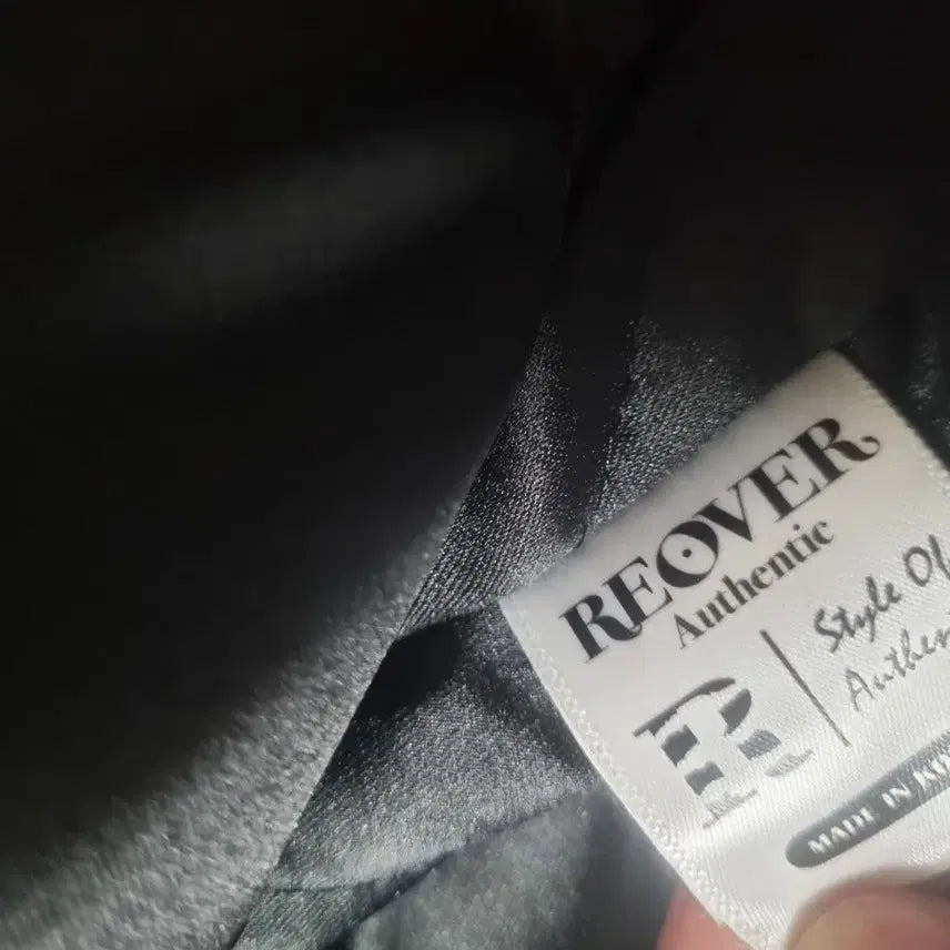 [BUNJANG] Riover Varsity Jacket / 리오버 바시티 자켓/ 틸레이트 바시티 자켓