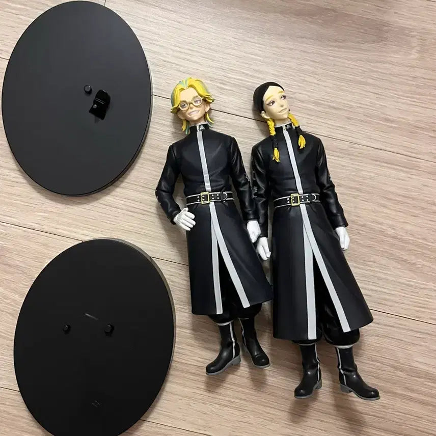 [BUNJANG] Tokyo Revengers Ran Rindou Figure Bundle Set / 도리벤 란 린도 피규어 일괄