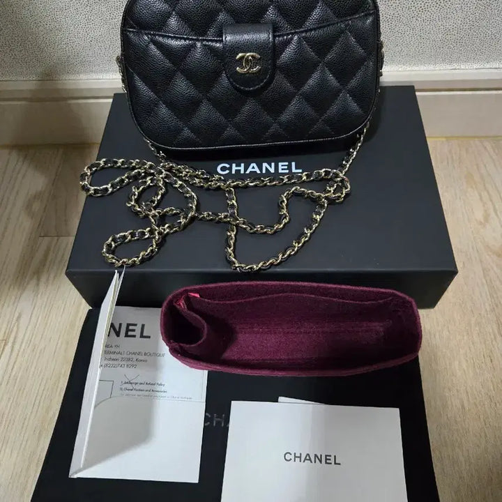 [BUNJANG] Chanel Mini Camera Crossbody Bag / 샤넬 미니 카메라백 크로스백 샴골