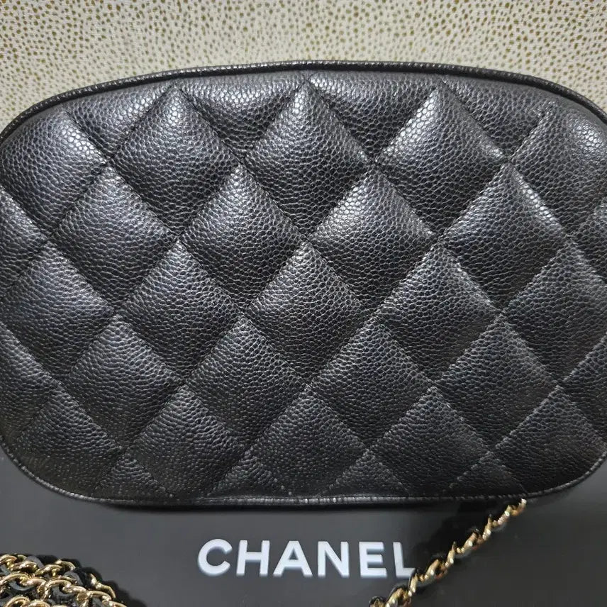 [BUNJANG] Chanel Mini Camera Crossbody Bag / 샤넬 미니 카메라백 크로스백 샴골