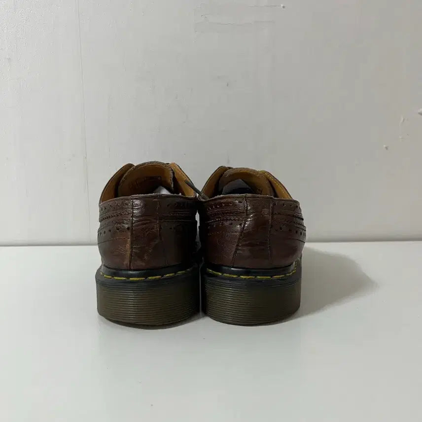 [BUNJANG] Dr. Martens Wingtip 5-Hole Boots / 250 닥터마틴 윙팁 5홀 워커 정품