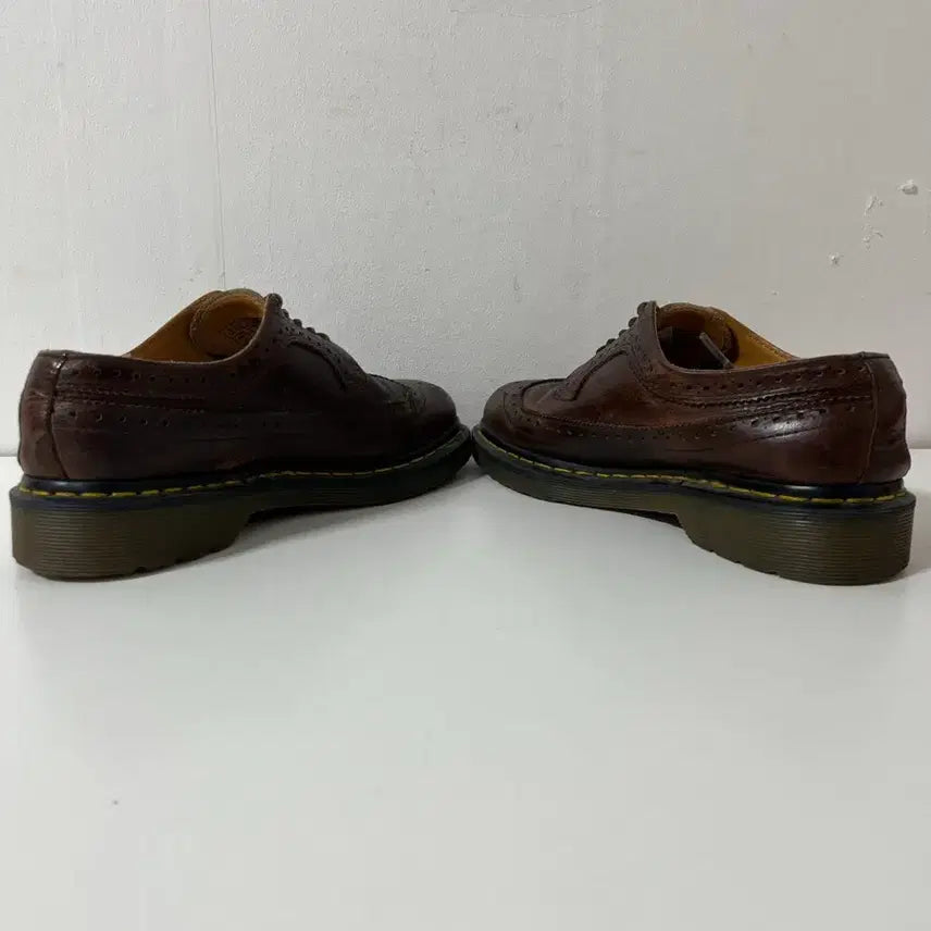 [BUNJANG] Dr. Martens Wingtip 5-Hole Boots / 250 닥터마틴 윙팁 5홀 워커 정품