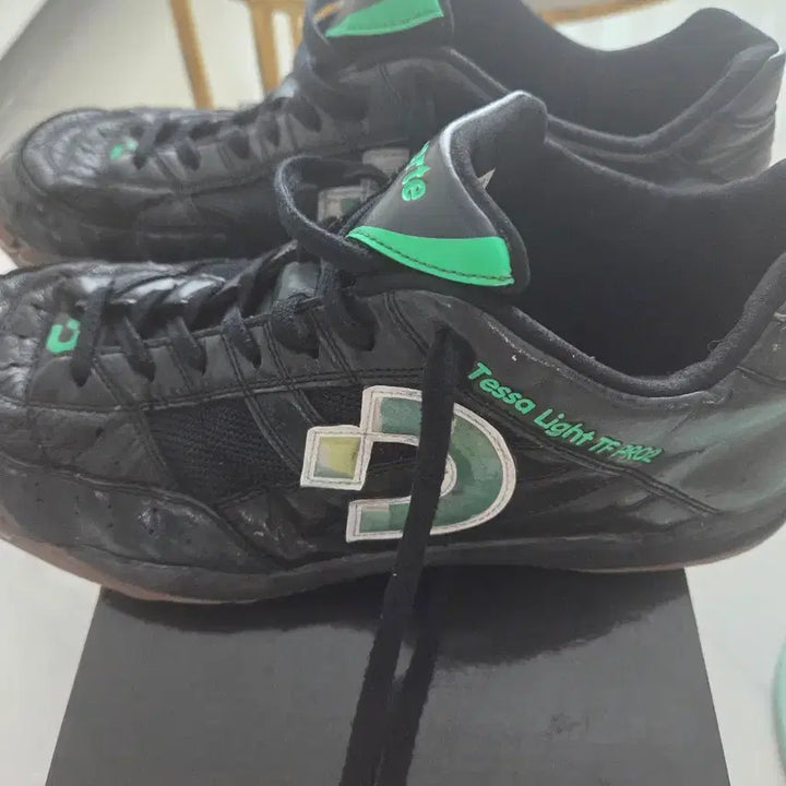 [BUNJANG] Desporte Tesa Lite 270 Soccer Shoes / 데스포르치 테사라이트 270