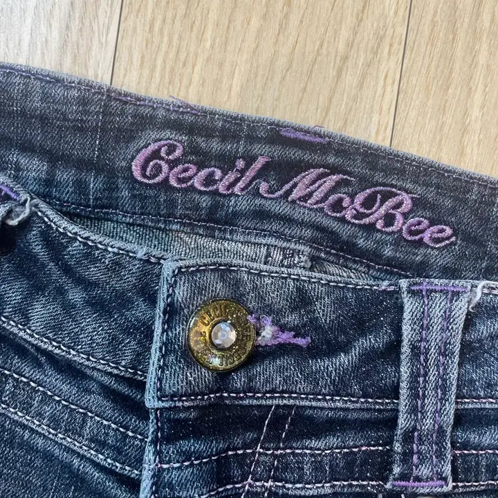 [BUNJANG] Cecil McBee Denim Hot Pants / Cecil McBee 세실맥비 퍼플&실버 데님 핫팬츠