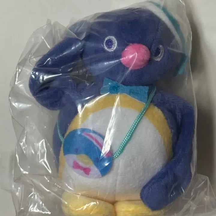 [BUNJANG] Tuxedo Sam Pingu Collaboration Keyring Doll / (새상품) 턱시도샘 핑구 콜라보 키링 인형 가챠