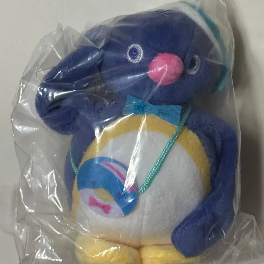 [BUNJANG] Tuxedo Sam Pingu Collaboration Keyring Doll / (새상품) 턱시도샘 핑구 콜라보 키링 인형 가챠