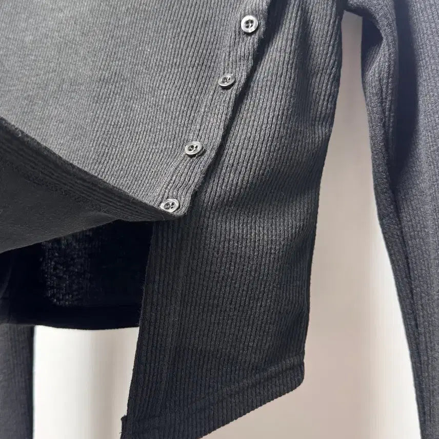 [BUNJANG] Unbranded Slit Detail T-shirt / 골지 절개 티셔츠 (새상품)