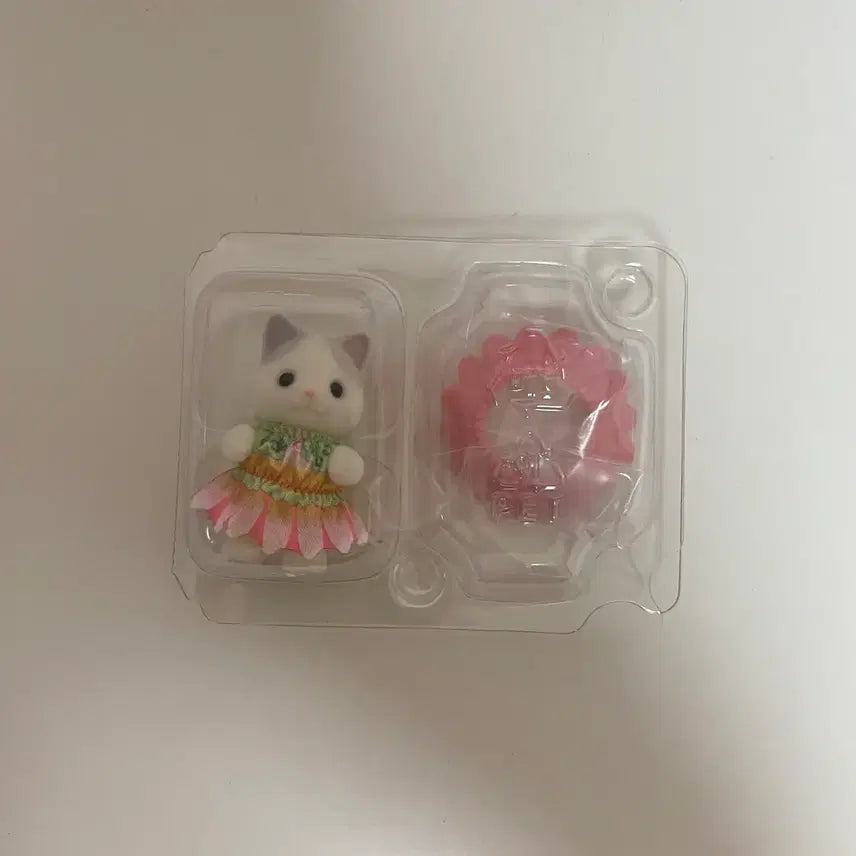 [SOLD OUT] 실바니안 아기요정 요정의숲 블라인드백 라떼고양이