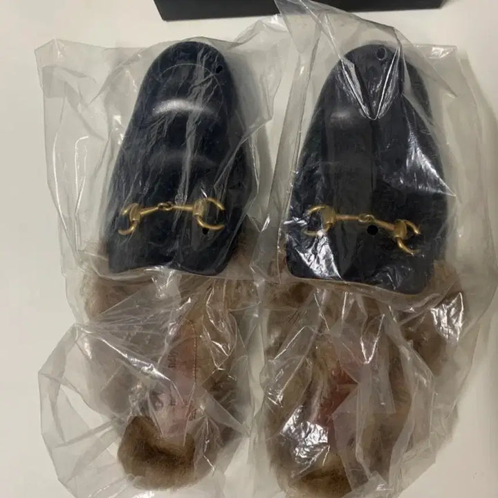 [BUNJANG] Gucci Fur Blooper Loafer / 구찌 퍼 블로퍼