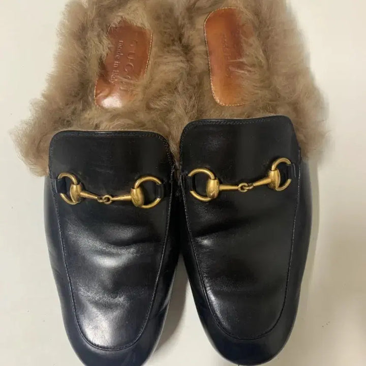 [BUNJANG] Gucci Fur Blooper Loafer / 구찌 퍼 블로퍼