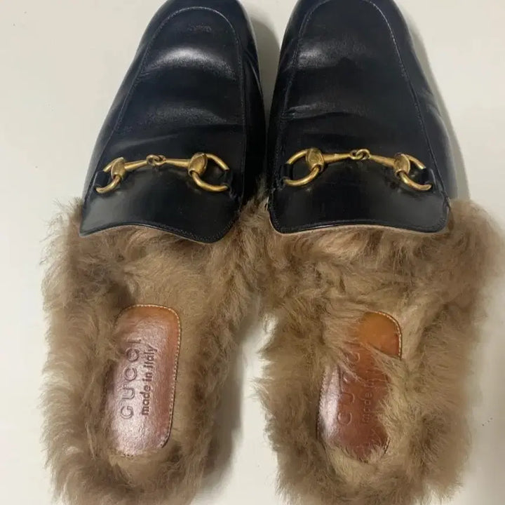 [BUNJANG] Gucci Fur Blooper Loafer / 구찌 퍼 블로퍼