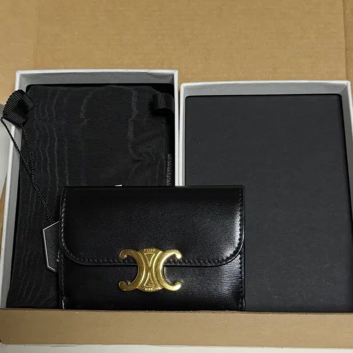 [BUNJANG] Celine Triomphe Card Wallet Black / 셀린느 트리옹프 카드지갑 블랙