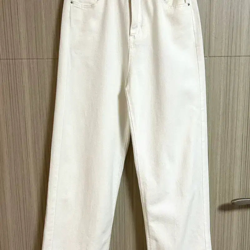 [BUNJANG] Plastic Island White Denim Semi-Wide Fit Pants / [플라스틱아일랜드] 화이트 데님 세미와이드핏 팬츠