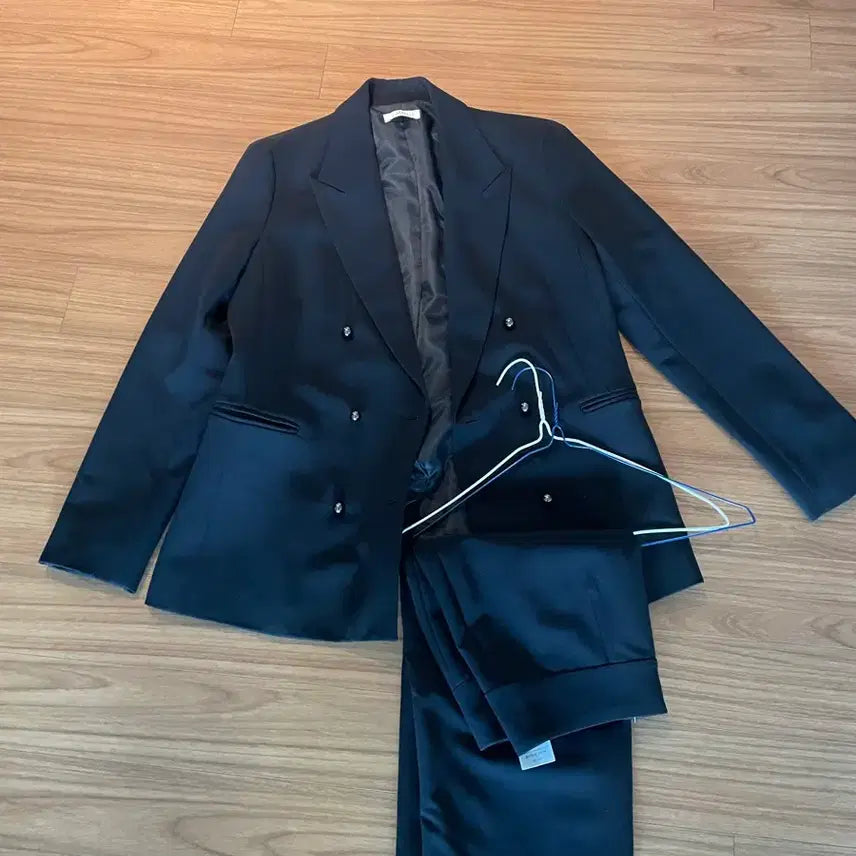 [BUNJANG] Alto Navy Jacket & Pants Set (Size 66) / Alto 네이비 자켓 & 치마 세트 (66)