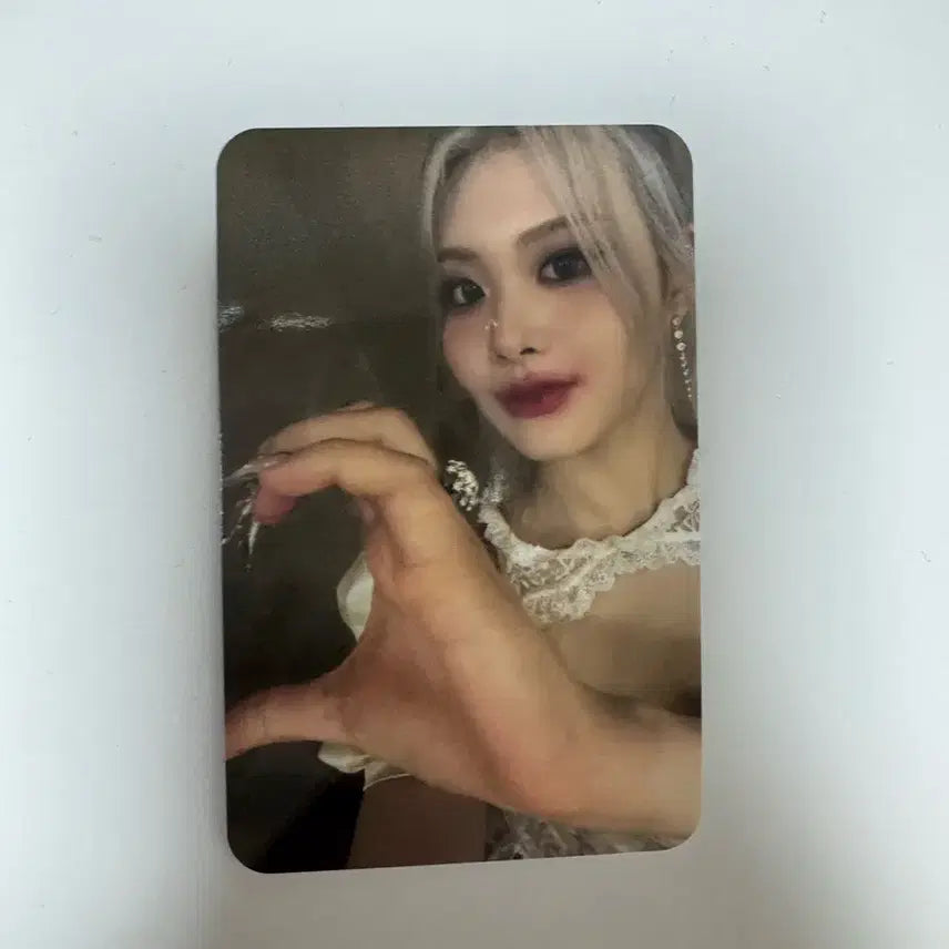 [BUNJANG] PURPLE KISS Suan Broadcast Photocard / 퍼플키스 PURPLE KISS 수안 공방포카
