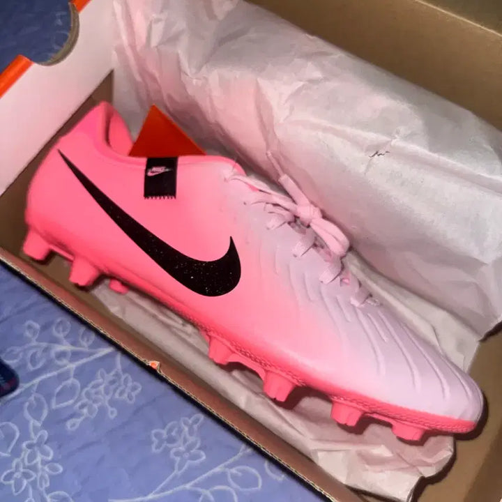 [BUNJANG] Nike Tiempo Legend 10 FG Soccer Cleats / 나이키 티엠포 레전드 10 fg 핑크 화이트
