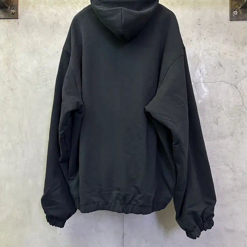 [BUNJANG] Balenciaga Men's Reversible Check Black Hoodie Zip-up / [S]발렌시아가 양면용 남성 체크 블랙 후드 집업