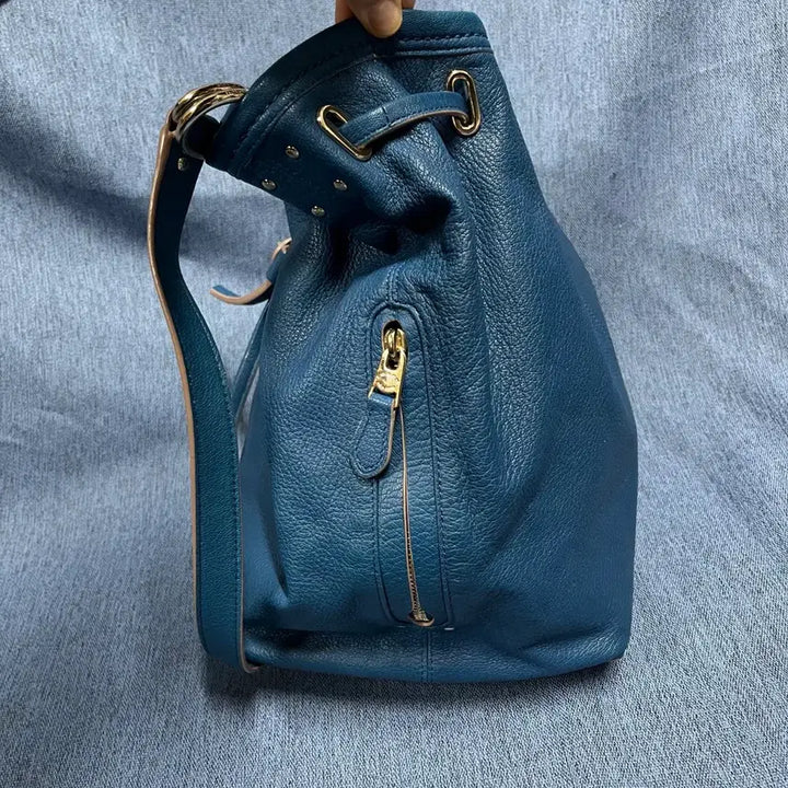 [BUNJANG] Coach Leather Bucket Bag / 코치 가죽 버킷백 블루 숄더백 크로스백 가방