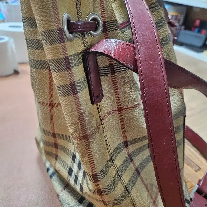 [BUNJANG] Burberry Check Crossbody Bag / 버버리가방