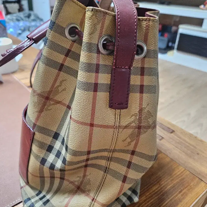 [BUNJANG] Burberry Check Crossbody Bag / 버버리가방