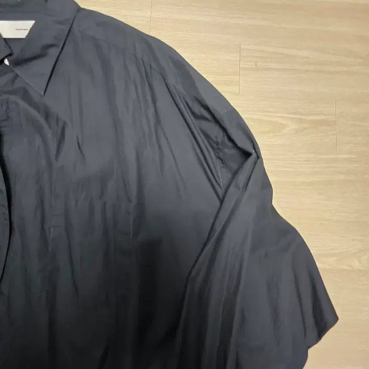 [BUNJANG] Graphpaper Broad Oversized Regular Collar Shirt - Size 2 / 그라프페이퍼 브로드 오버사이즈 레귤러 카라 셔츠- 2 사이즈