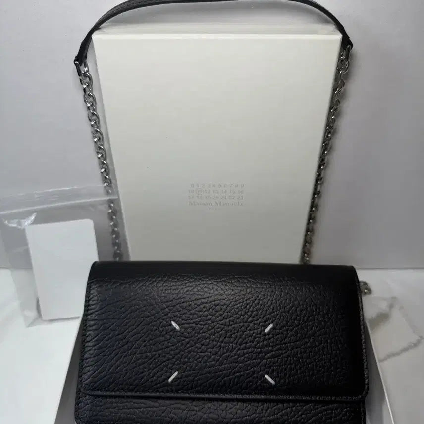 [SOLD OUT] [새상품/정품]메종 마르지엘라 포 스티치 체인 지갑 풀박스