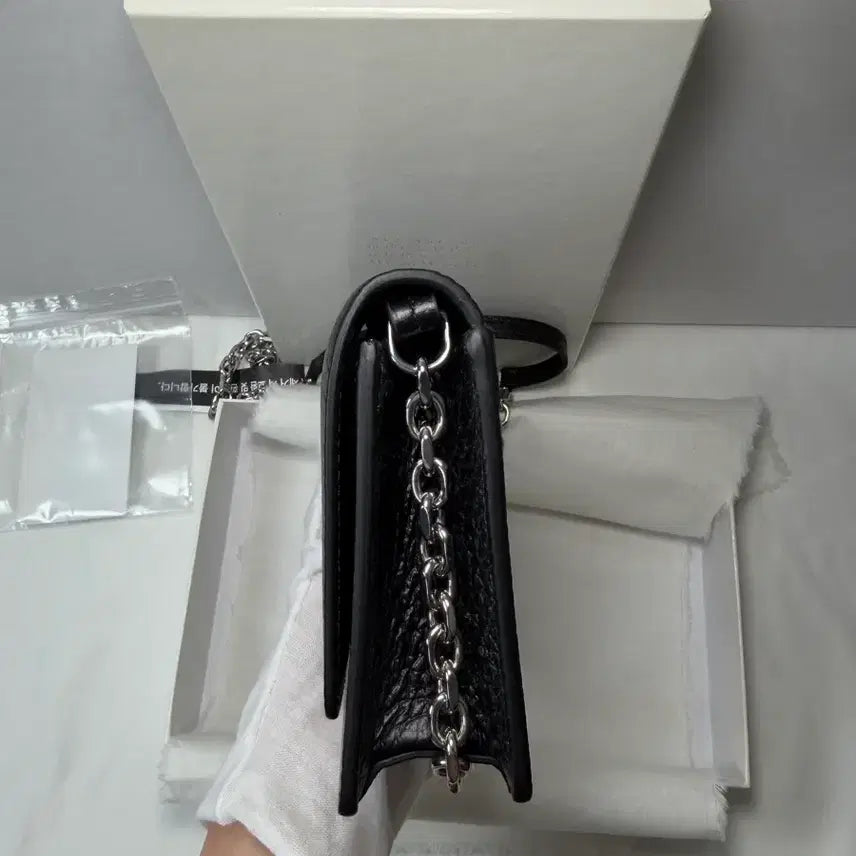[SOLD OUT] [새상품/정품]메종 마르지엘라 포 스티치 체인 지갑 풀박스