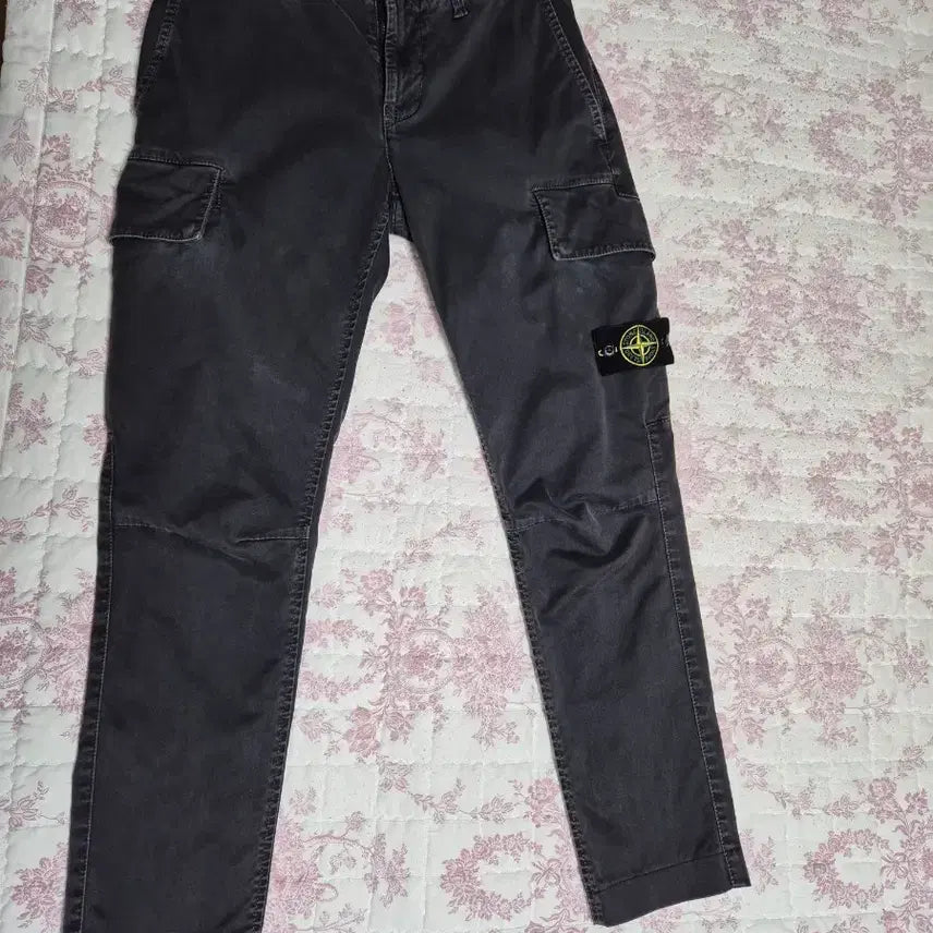 [BUNJANG] Stone Island 22FW Cargo Pants Black / 한글택 22FW 스톤아일랜드 카고바지 블랙 28-S